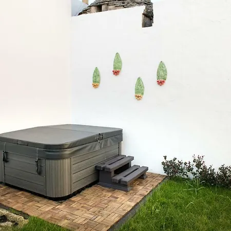 Domangi Trullo Antonio Holiday home